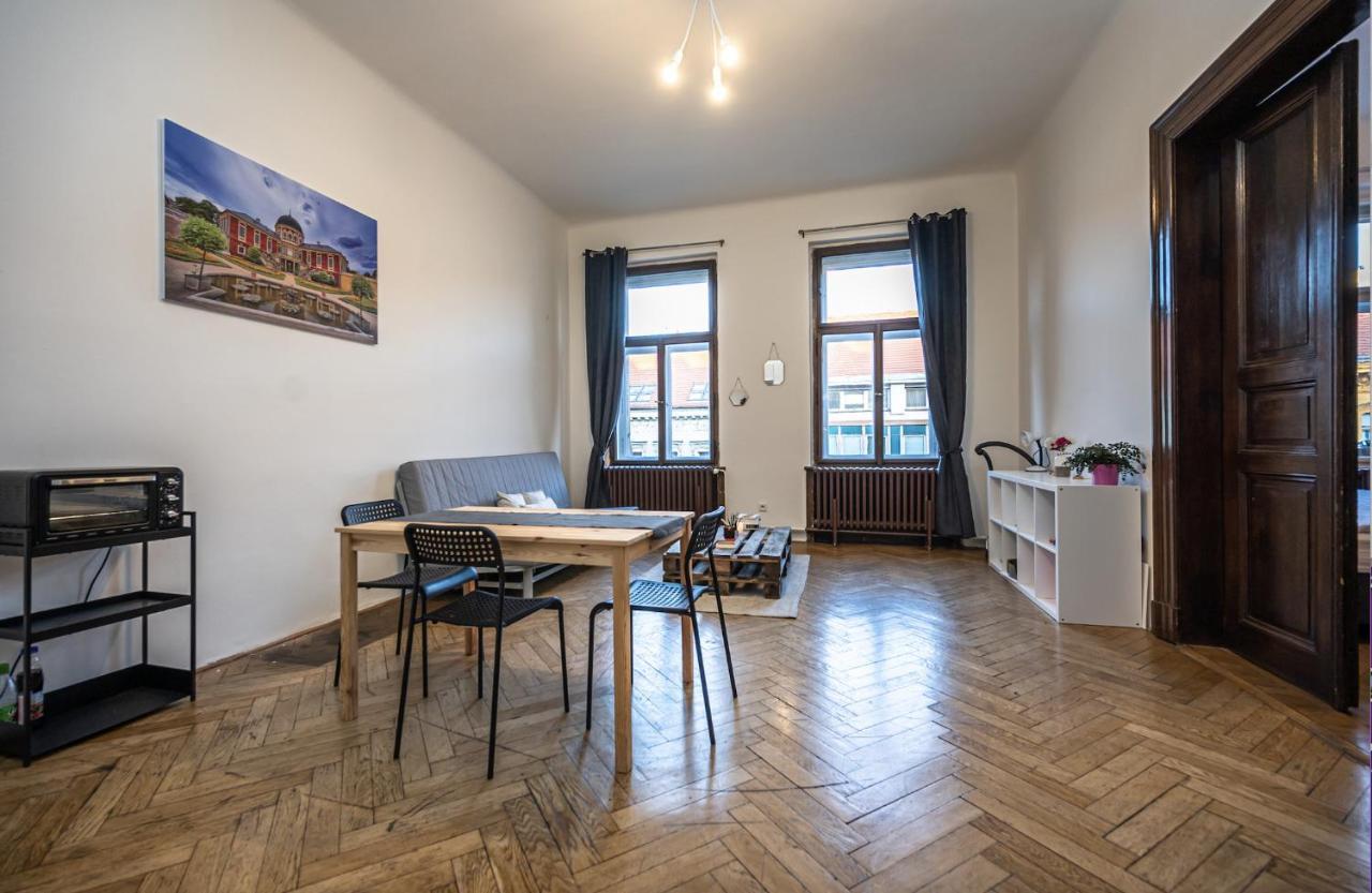 Legerova Apartments Prague Exterior photo